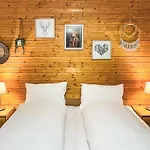 Snowkaya By Interhome شقة جريندلوالد